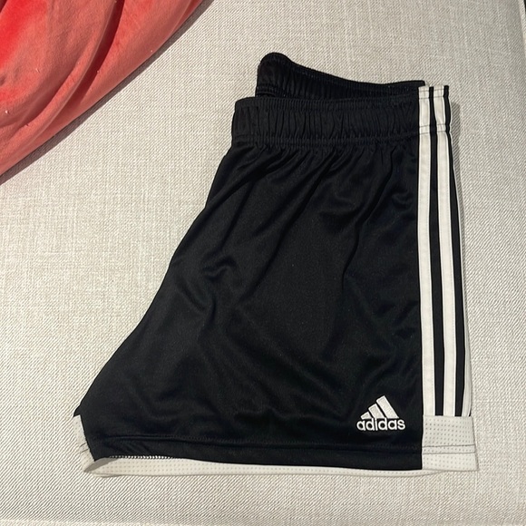 Adidas shorts - Picture 2 of 2